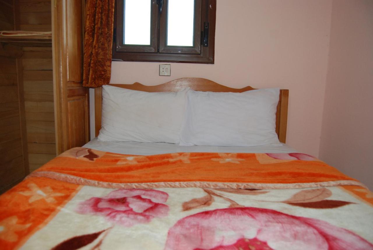Auberge Tafilalt Bouzmou Bouzmou Imilchil Chambre photo